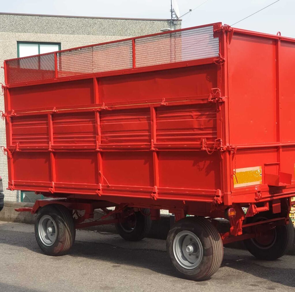 Sabbiatura e verniciatura rimorchio camion